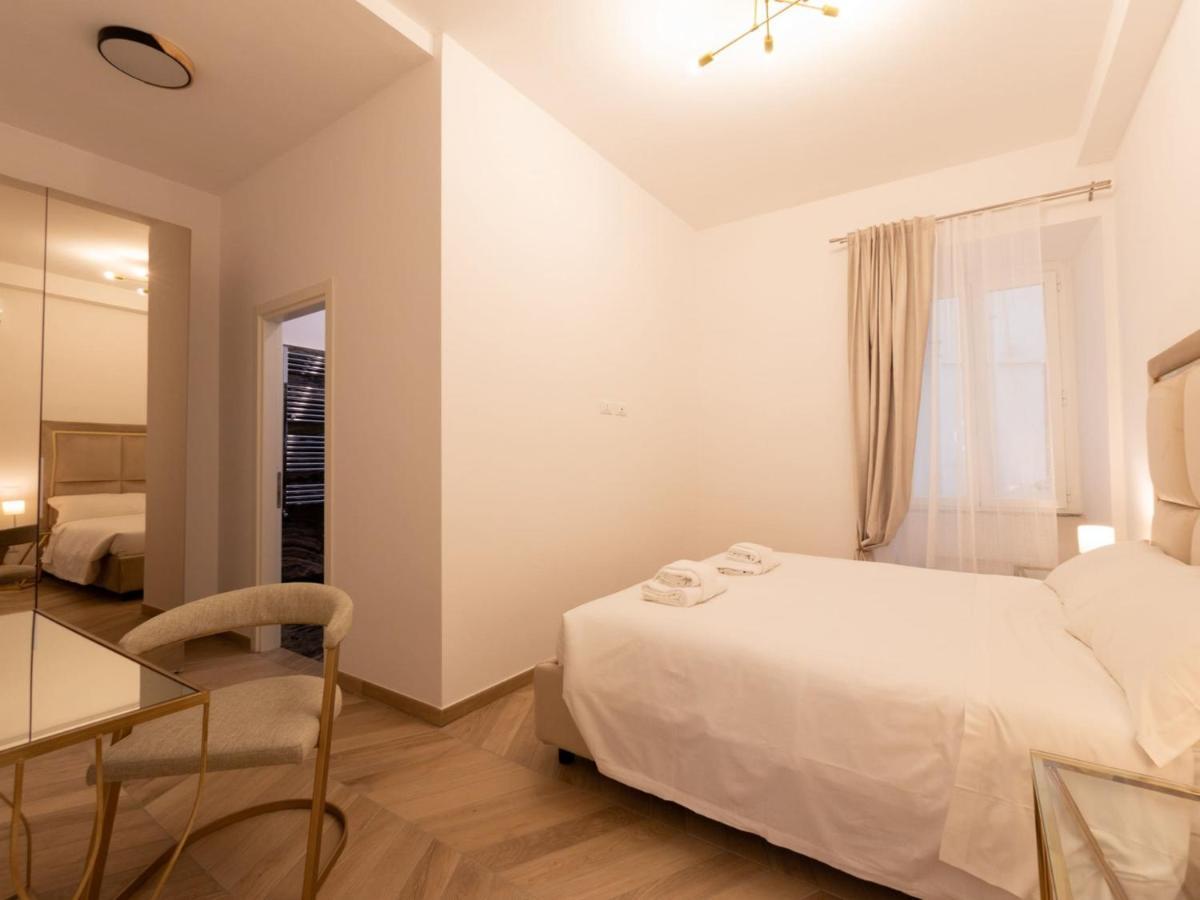 The Best Rent - Elegant Five-Bedrooms Apartment Near Colosseo Рим Экстерьер фото