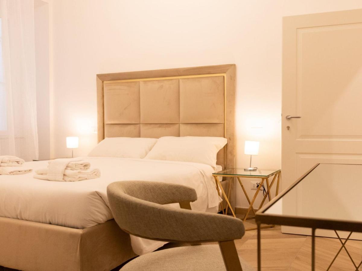 The Best Rent - Elegant Five-Bedrooms Apartment Near Colosseo Рим Экстерьер фото