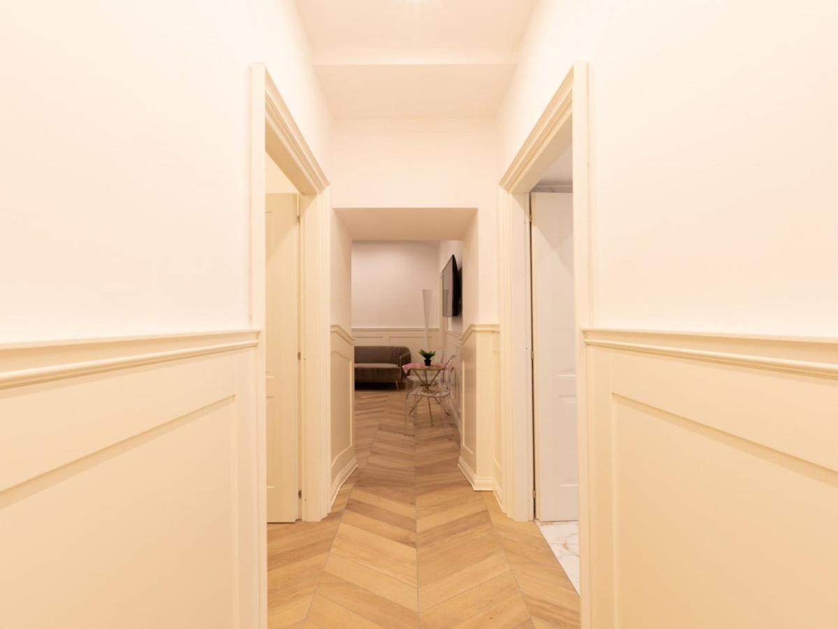 The Best Rent - Elegant Five-Bedrooms Apartment Near Colosseo Рим Экстерьер фото