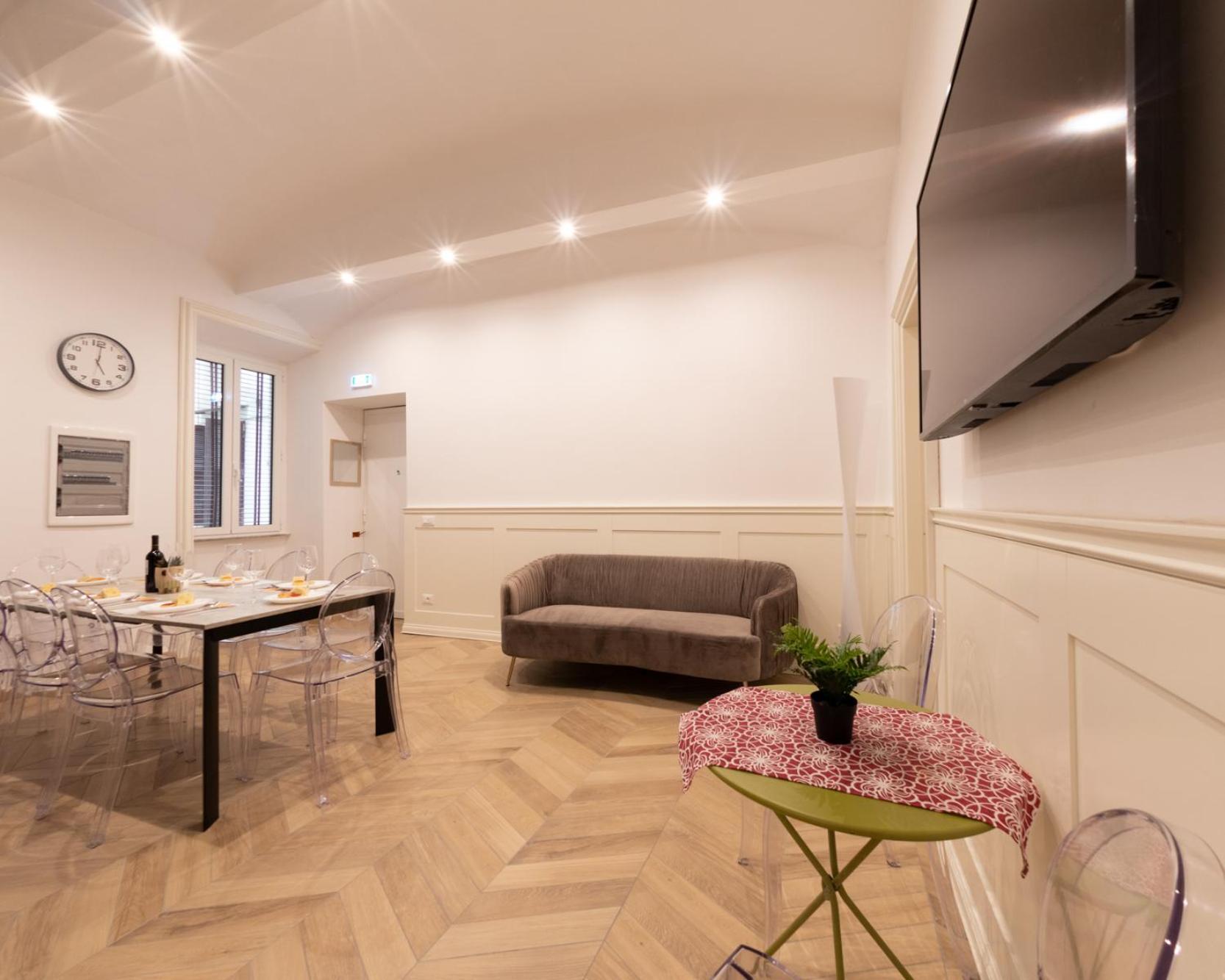 The Best Rent - Elegant Five-Bedrooms Apartment Near Colosseo Рим Экстерьер фото